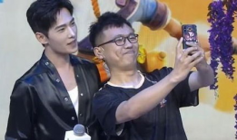 刘老大爆料图片最新视频,揭秘事件背后惊人真相