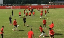 足球视频最新爆料,足球巨星转会内幕，最新视频爆料揭秘真相